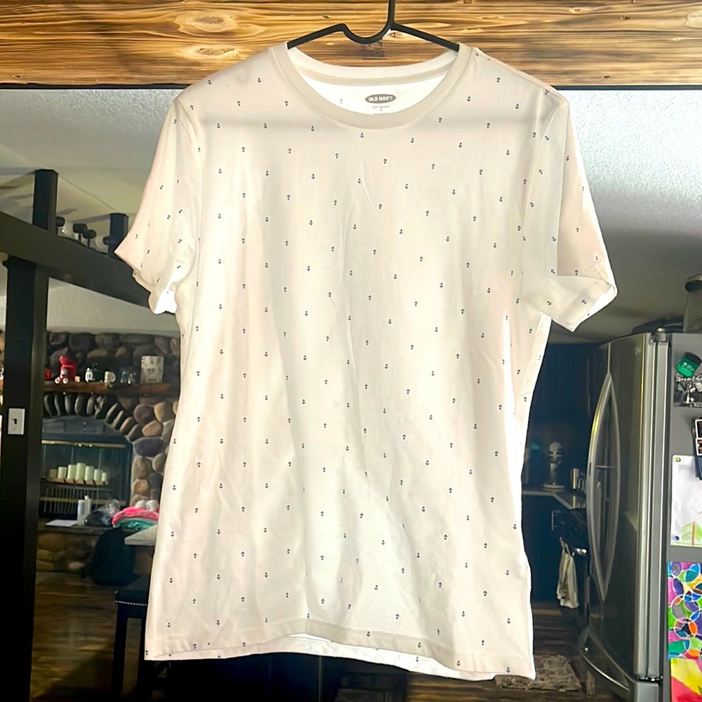 👚 NWOT Short sleeve tee shirt 👚